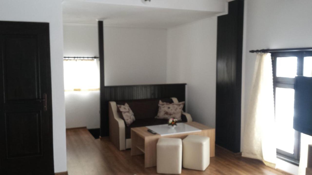 فندق Papanovata House Enina المظهر الخارجي الصورة